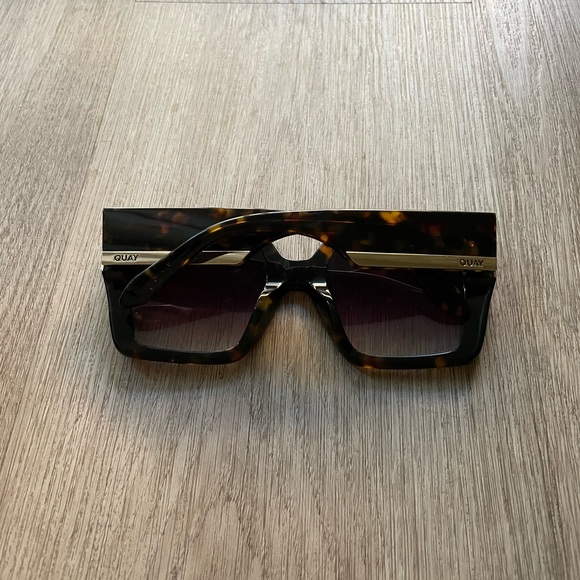 quay australia notorious tortoise brown oversized square sunglasses eyewear new - Picture 3 of 4